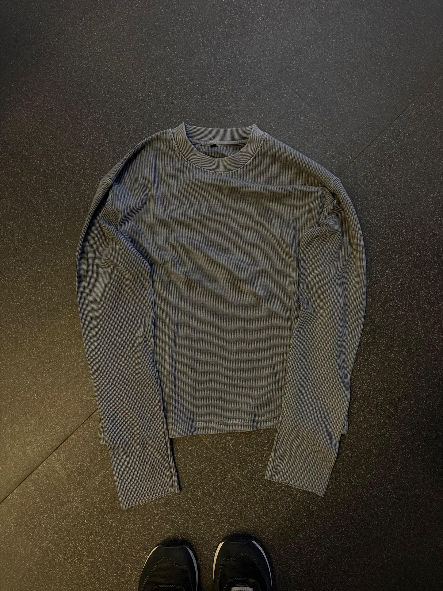 Acid- Wash Round Tee- Gray